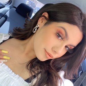 Meet your Posher, Ariadne